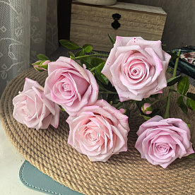 Букет роз из холодного фарфора из холодного фарфора